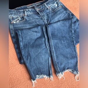 American Eagle raw hem skinny jeans